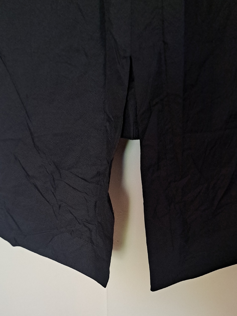 LAB JOY Women's Black Hooded thin rain  Jacket. - Picture 7 of 10